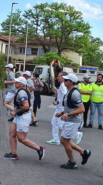 ...ET LE PASSAGE DE LA FLAMME OLYMPIQUE !!!!!
