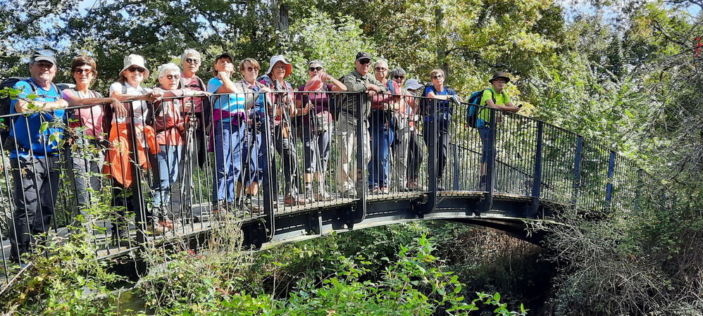 Sur le pont qui enjambe l'Eyre

