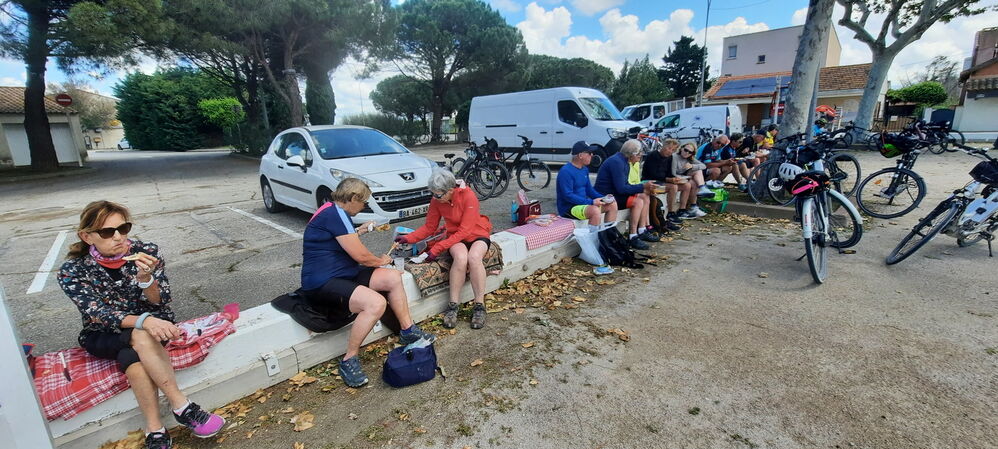 Pique-nique au Sambuc
