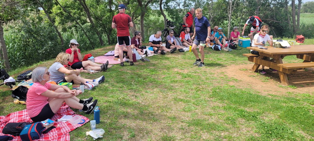 Pique-nique à la halte nautique
