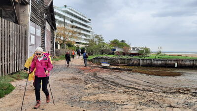 Nom du fichier=Arcachon_site_25.jpg
Taille du fichier=468Ko
Dimensions : 1244x700
Ajouté le : 03 Janvier 2025 Arcachon_site_25.jpg